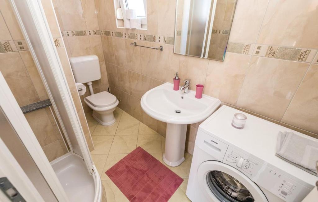 Apartman Dora Povljana Eksteriør bilde